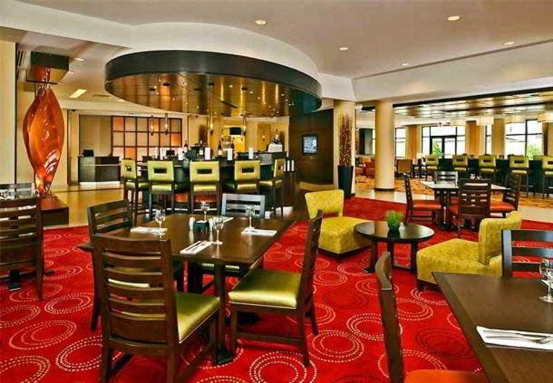Courtyard Newport News Airport Hotel Restaurant foto