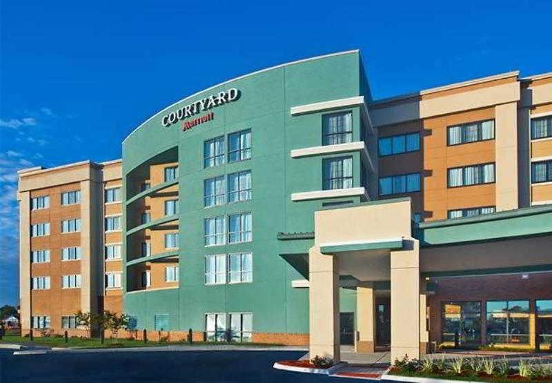 Courtyard Newport News Airport Hotel Exterior foto